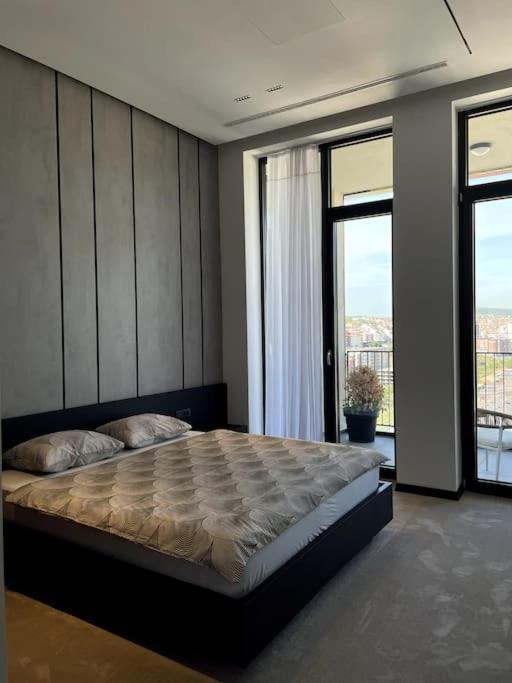 Apartmán Luxury Penthouse Prishtina Priština Exteriér fotografie